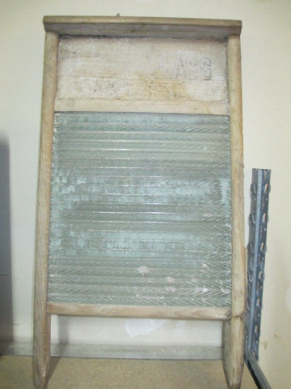 Vintage Glass Washboard and Door Knob -> Will not be Shipped! <- con 39