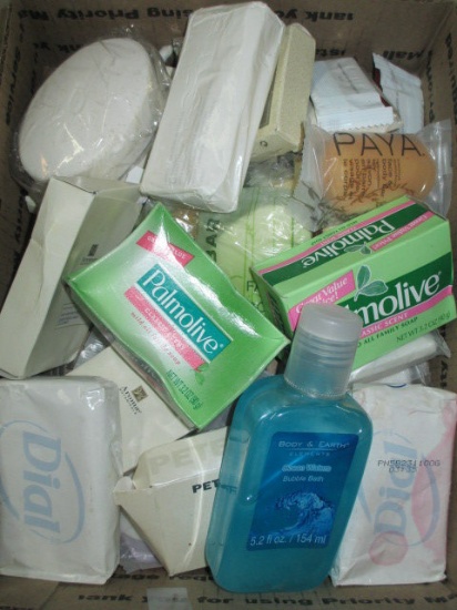 Toiletries  -> Will not be Shipped! <- con 317