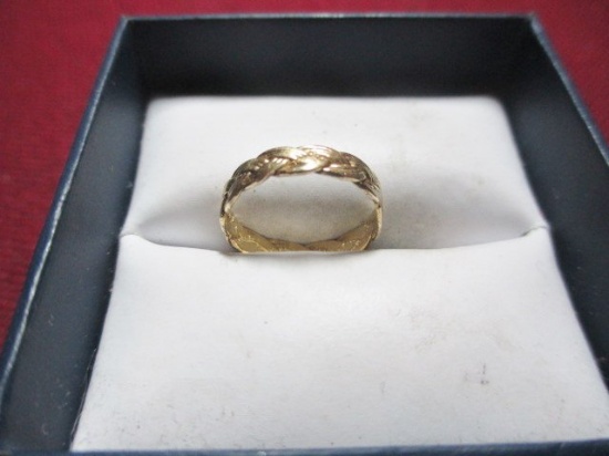 14k Yellow Gold Ring - Size 3 - con 12
