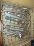 Lot of 13 Crescent Wrenches con 509