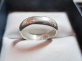 Sterling Silver Ring - Size 5.75 - con 5