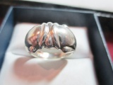 Sterling Silver Ring - Size 6.75 - con 5