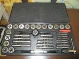 40 pc Tap and Die set - Metric - New - con 471