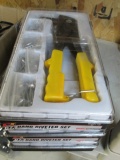 3 Hand Riveter sets new -> Will not be Shipped! <- con 471