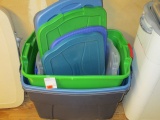 5 Totes with Lids -> Will not be Shipped! <- con 12