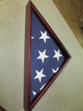 American Flag in Case -> Will not be Shipped! <- con 9