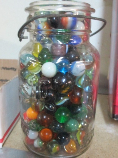 Jar full of Old Marbles - con 572