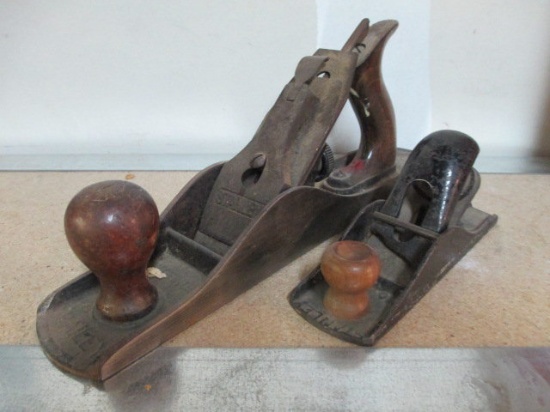 Baley No 5 Old Wood Plane with Stanley 110 Plane - con 572
