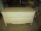 White Wooden Trunk - 21x39x17 -> Will not be Shipped! <- con 308