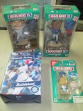 Flat of Assorted Bobble Heads - Sealed -> Will not be Shipped! <- con 305