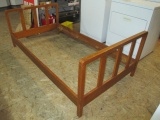 Twin Bed Frame -> Will not be Shipped! <- con 9