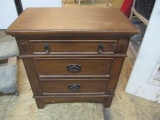 3 Drawer Nightstand - 30x28x16 -> Will not be Shipped! <- con 308