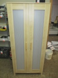 Tall Wooden Cabinet - 71x32x28 -> Will not be Shipped! <- con 308
