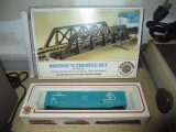 Backman HO Scale Cars and Bridges - con 317