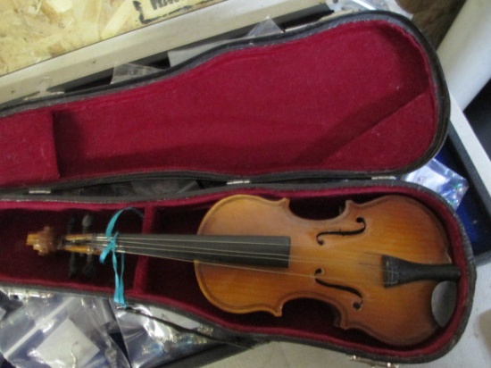 Vintage Salesman Sample Violin and Case - con 12