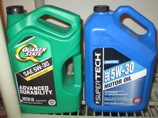 2 1/2 Gal New 5w-30 Oil -> Will not be Shipped! <- con 394