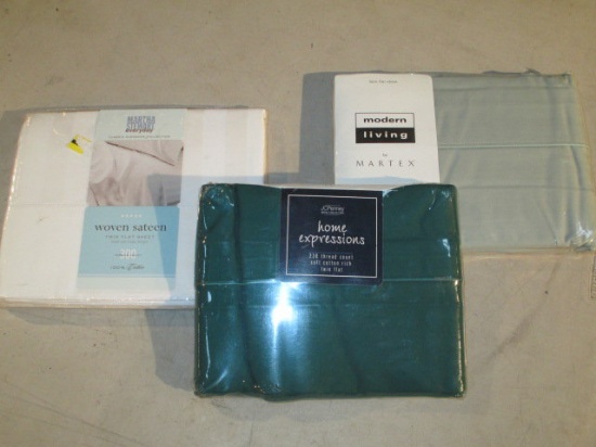 Flat of New Twin Size Sheets - con 317