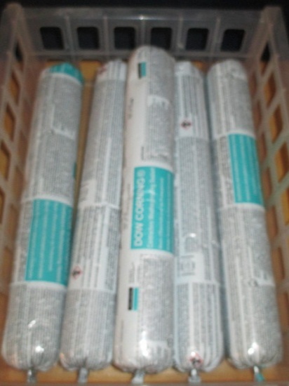 5 New Tubes of Contractor Sealent con 757