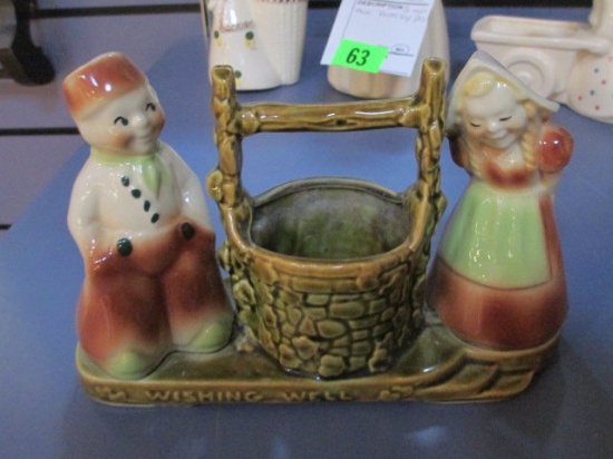 Shawnee 710 Wishing Well Pottery Pc 8x3x6 Will Not Be Shipped con 585