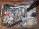 Lot of Craftsman Wrench sets, Crescent wrenches, and ratchet and more con 181