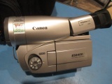 Canon ES 8400V Video Camera w/case con 757