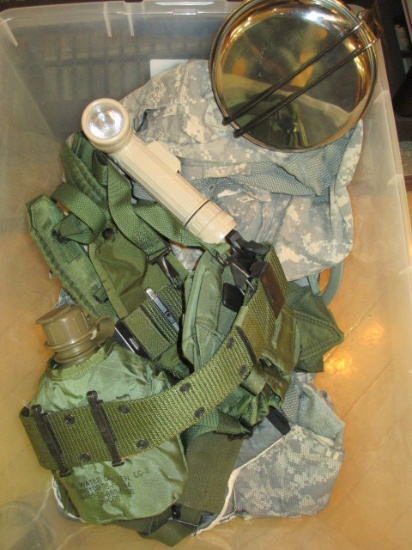 Lot of Military Items Will Not Be Shipped  con 414