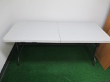 8 Foot Folding Plastic Table Will not Be Shipped con 394
