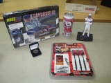 Lot of Dale Earnhardt Collectibles con 346