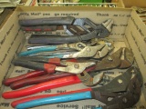 Assorted Channel-lock pliers - con 595
