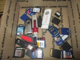 Lot of SD Cards and thumb Drives con 317
