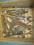 Lot of Antique Wrenches, Proto, Ford, Fulton and more con 595