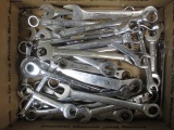 Lot of Misc Wrenches con 595