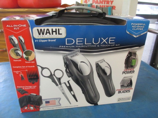 New Wahl Deluxe Premium Hair Cutters - con 576