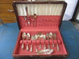 Set of Silverware in Box -> Will not be Shipped! <- con 583