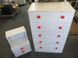 5 Drawer Dresser with nightstand - 27x16x44 -> Will not be Shipped! <- con 607