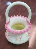 Artist Signed Fenton Glass Basket -> Will not be Shipped! <- conn 346