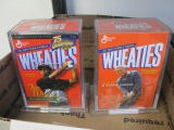 Gold Signature Tiger Woods. Arnold Palmer Encased Wheaties Boxes - con 757
