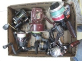 Six Fishing Reels - con 757