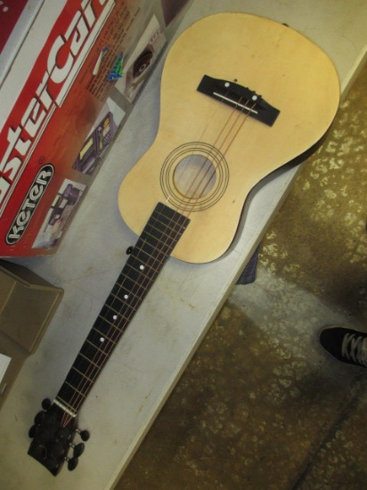 First Act - Discovery Guitar - Needs Restrung -> Will not be Shipped! <- con 305