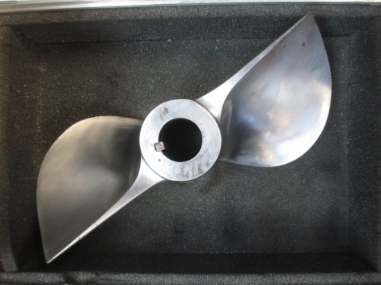 Made in Italy - Stainless Prop 13 inch long & 1 3/4 Shaft dia  -> Will not be Shipped! <- con 311