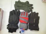 Four  Pairs of Gloves - con 757