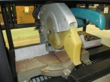 Makita Miter  Saw - Works -> Will not be Shipped! <- con 621