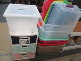 Lot of Totes with Lids -> Will not be Shipped! <- con 316