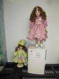 Two Collectible Memories Dolls  - con 394