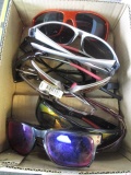 Lot of Sunglasses - con 317