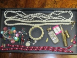 Tray of Assorted Jewelry- con 289