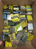 Box of  Bulbs and  Auto Fuses - con 39