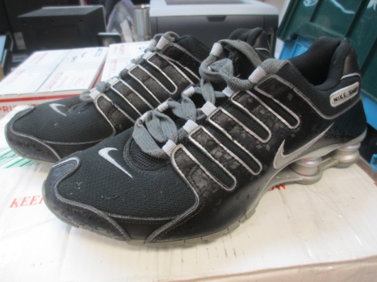 Nike Shox Size 8.5 -> <- con 311