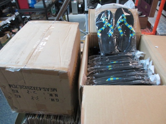 Two Boxes New Flip Flops -> Will not be Shipped! <- con 454