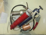 Two Grease Guns and 3 Oil Cans -> Will not be Shipped! <- con 454